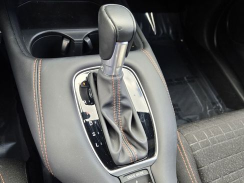 Used 2025 Honda HR-V Sport image 20