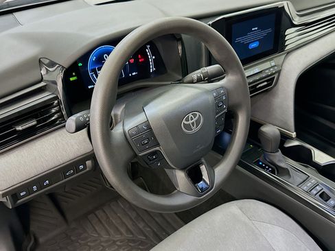 Used 2026 Toyota Camry LE FWD image 18