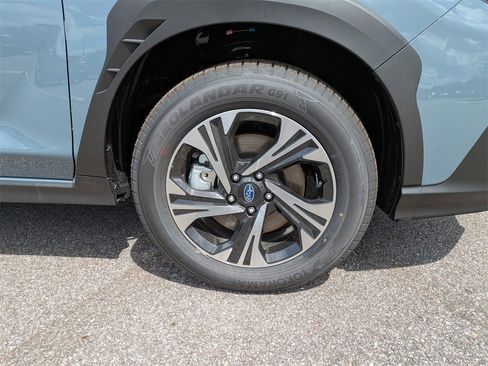 Certified 2025 Subaru Crosstrek 2.0i Premium image 9