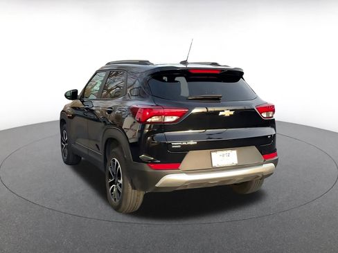 Used 2025 Chevrolet TrailBlazer LT image 11