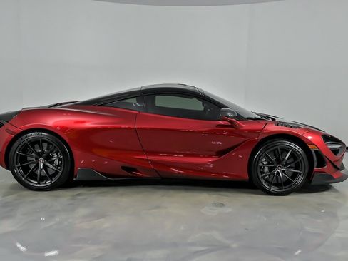 Used 2018 McLaren 720S RWD image 17