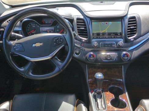 Used 2014 Chevrolet Impala LT FWD image 27