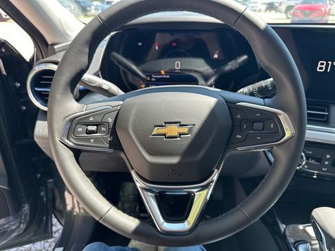 New 2026 Chevrolet Trax LT w/ LT Convenience Package FWD image 21