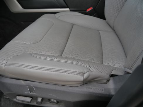 Certified 2022 Toyota Tundra Limited AWD/4WD image 20