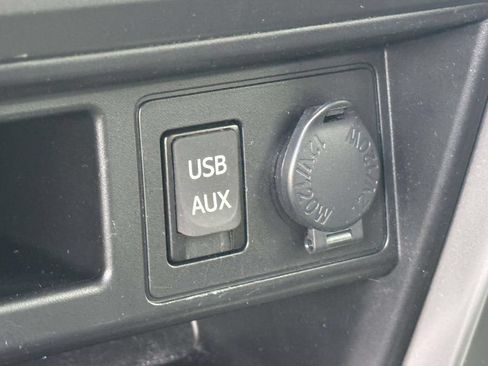 Used 2019 Toyota 4Runner SR5 AWD/4WD image 20