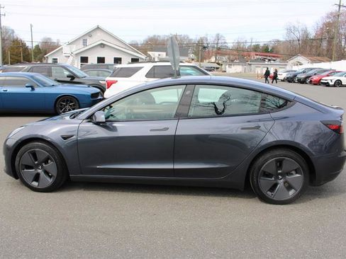 Used 2023 Tesla Model 3 Standard Range image 5