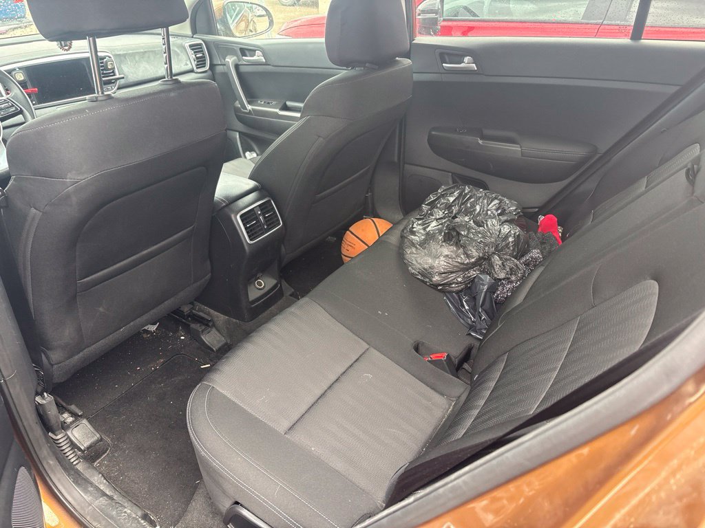 Used 2020 Kia Sportage LX AWD/4WD image 16