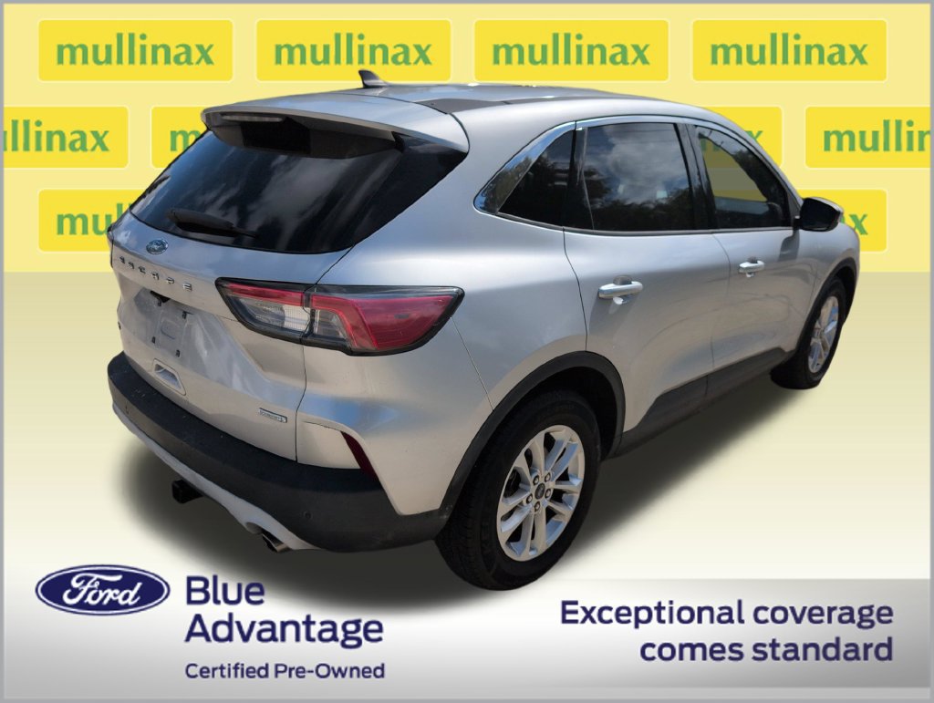 Used 2020 Ford Escape SE FWD image 3