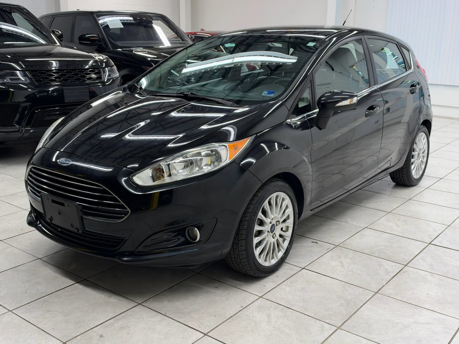 Used 2014 Ford Fiesta Titanium FWD image 3