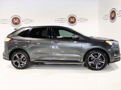 Used 2019 Ford Edge ST w/ Cold Weather Package image 28