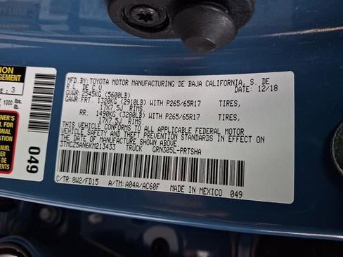 Used 2019 Toyota Tacoma TRD Sport image 27