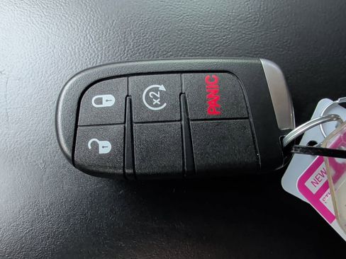 Used 2018 Dodge Durango SXT w/ Quick Order Package 2BB image 18