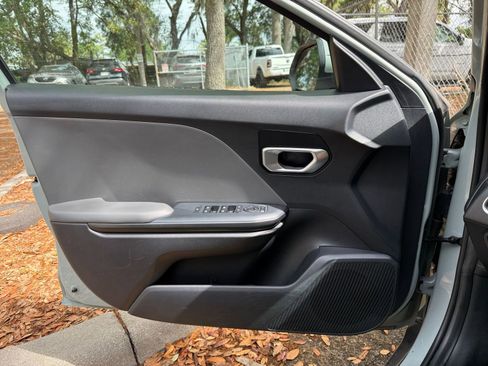 Used 2025 Kia K4 LXS image 20