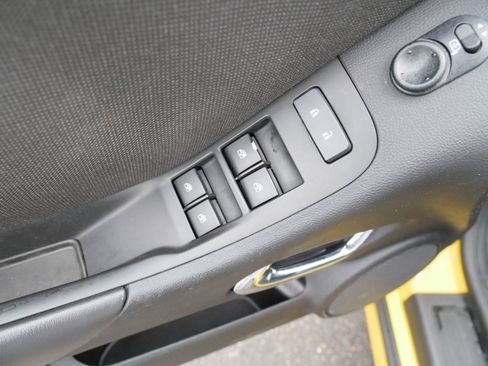 Used 2015 Chevrolet Camaro LT image 18