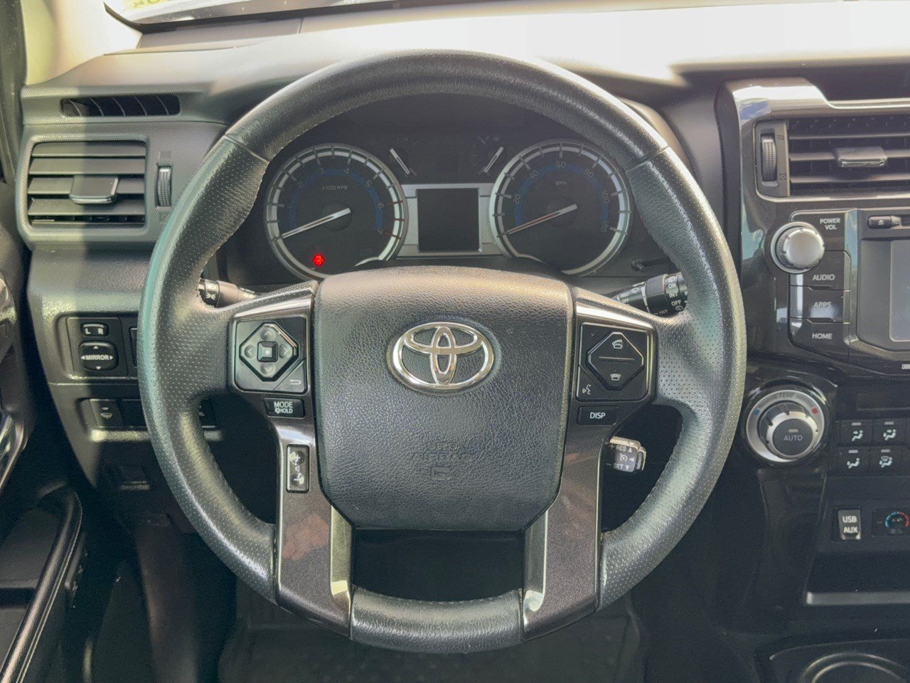 Used 2019 Toyota 4Runner Limited AWD/4WD image 10