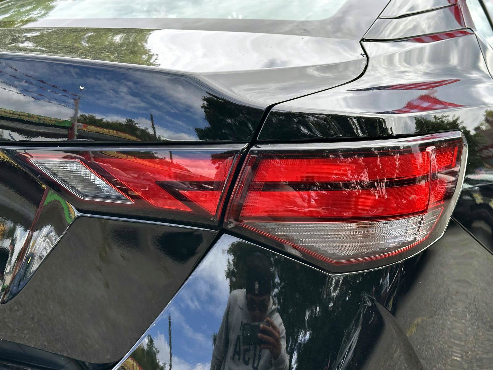 Certified 2024 Nissan Sentra S FWD image 11