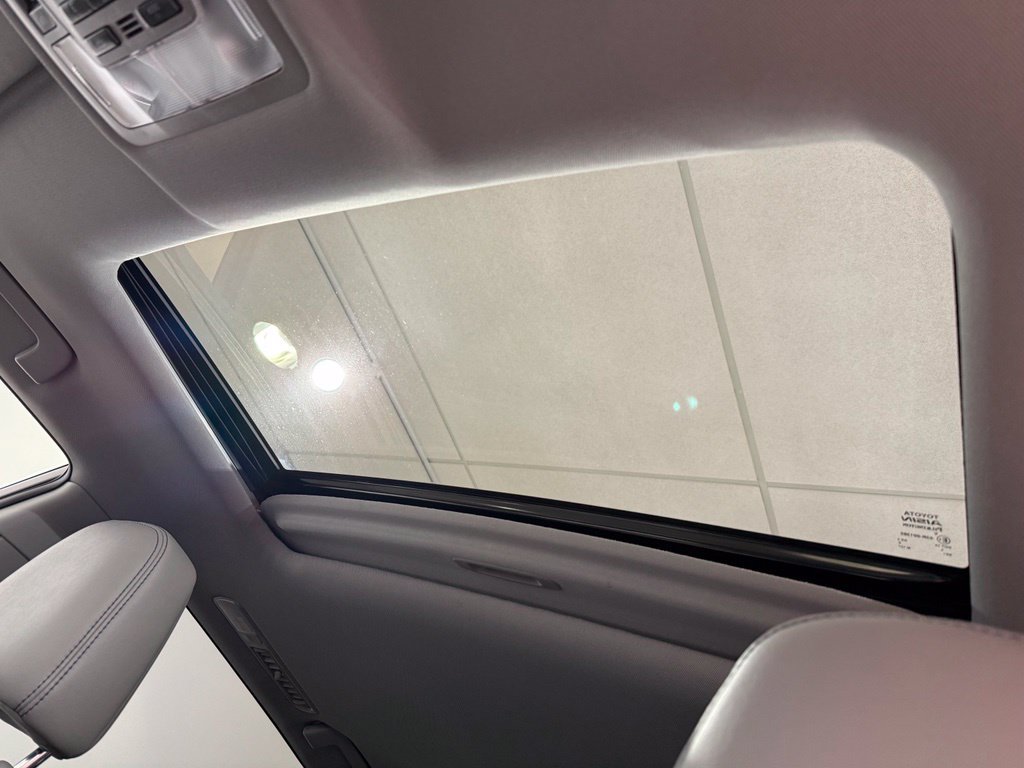 Certified 2019 Toyota Highlander XLE AWD/4WD image 19