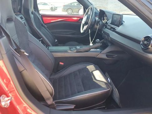 Used 2023 MAZDA MX-5 Miata Club w/ Brembo/BBS Recaro Package image 10