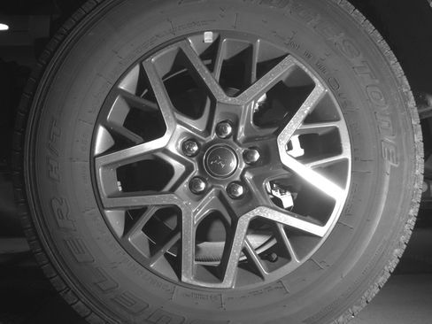 Used 2025 Jeep Wrangler Sahara image 9