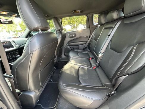 Certified 2021 Jeep Compass Latitude FWD image 41