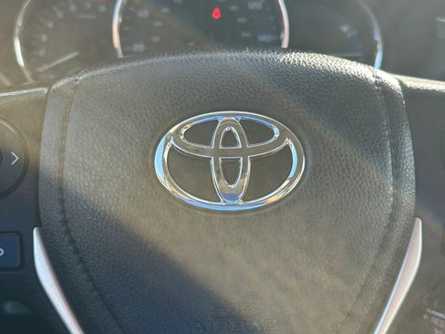 Used 2016 Toyota Corolla LE FWD image 27