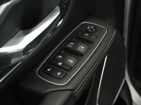 Used 2022 RAM 1500 Laramie image 7