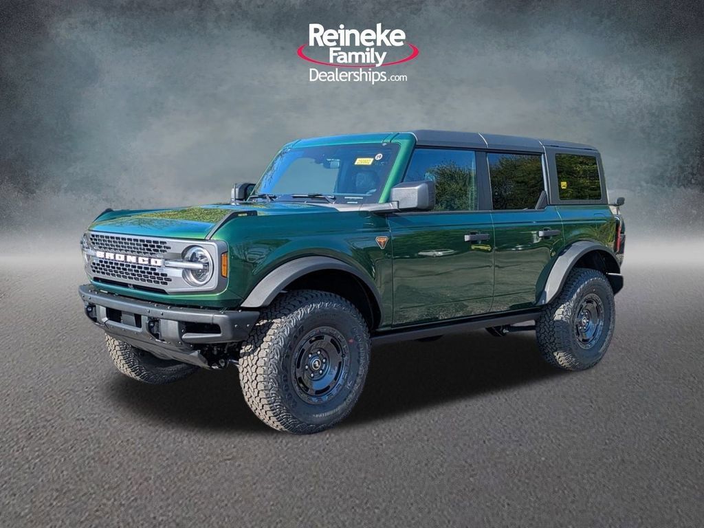 New 2025 Ford Bronco Badlands w/ Sasquatch Package AWD/4WD image 1