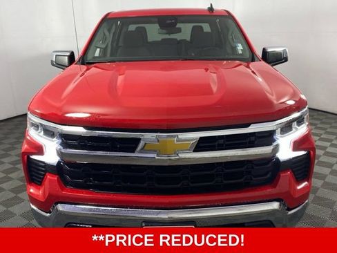 Used 2023 Chevrolet Silverado 1500 LT AWD/4WD image 2
