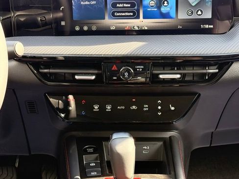 New 2026 Nissan Kicks SR w/ Cold Weather Package image 25