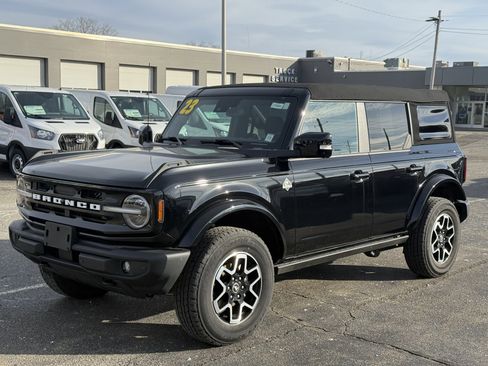 Certified 2023 Ford Bronco Outer Banks image 5