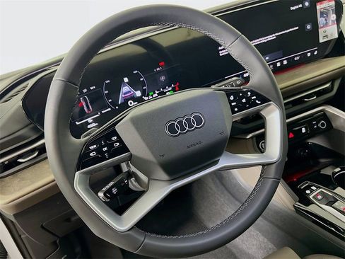 New 2025 Audi Q5 2.0T Premium Plus image 11