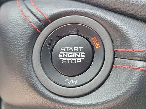 Used 2023 Dodge Durango GT RWD image 29