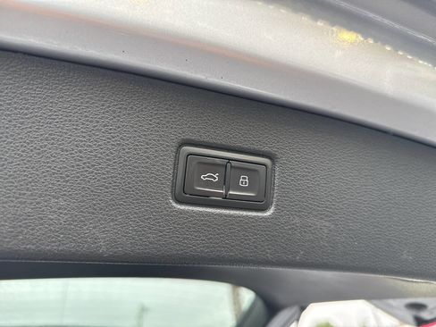 Used 2019 Audi Q7 3.0T Prestige w/ Prestige Package image 9