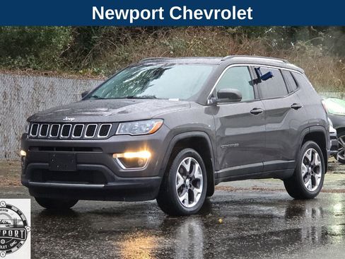 Used 2018 Jeep Compass Limited w/ Navigation Group image 9