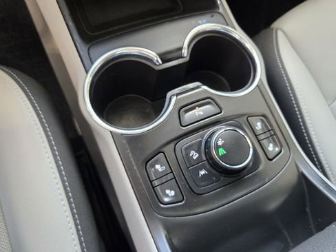 Certified 2023 GMC Terrain SLT w/ Tech Package image 23