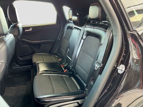 Used 2025 Ford Escape ST-Line FWD image 22