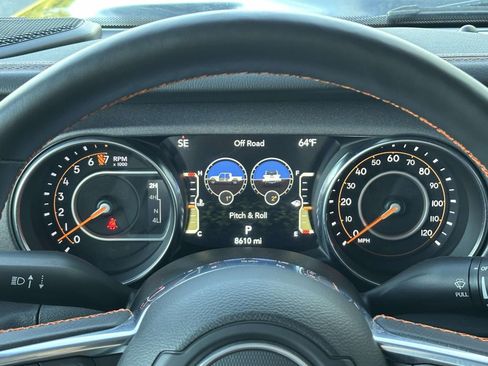 Used 2023 Jeep Gladiator Mojave w/ Cold Weather Group image 26