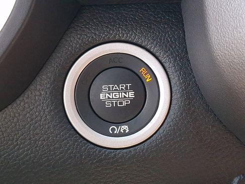 Used 2022 RAM 1500 Big Horn w/ Night Edition AWD/4WD image 22