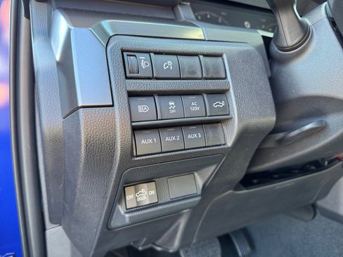 New 2025 Toyota Tacoma TRD Off-Road image 19