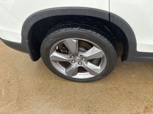 Used 2020 Honda Passport Touring image 34