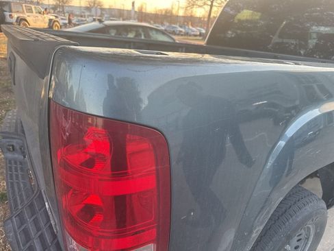 Used 2009 GMC Sierra 1500 SLE w/ Power Pack Plus image 4