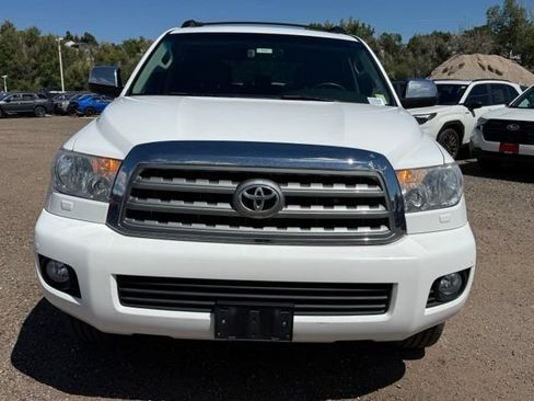 Used 2017 Toyota Sequoia Limited w/ Safety & Convenience Package AWD/4WD image 9