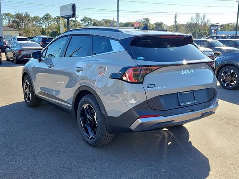 New 2026 Kia Sportage EX image 4