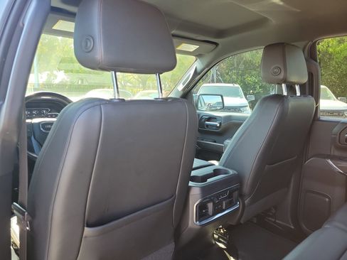 Used 2021 GMC Sierra 1500 AT4 w/ AT4 Value Package image 16