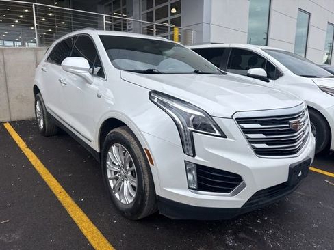 Certified 2018 Cadillac XT5 FWD image 1