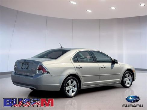 Used 2007 Ford Fusion SE image 4