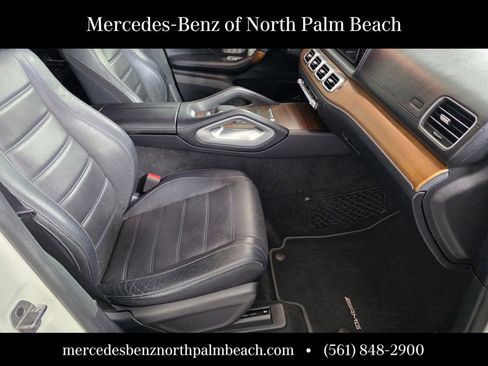 Used 2021 Mercedes-Benz GLS 580 4MATIC image 24