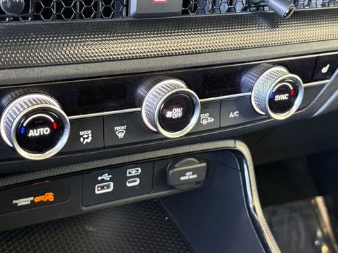 Certified 2025 Honda CR-V Sport image 16