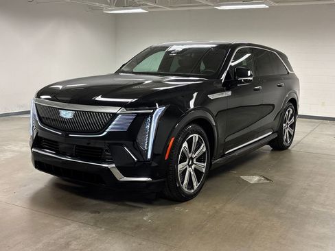 New 2025 Cadillac Escalade IQ Luxury 2 image 5