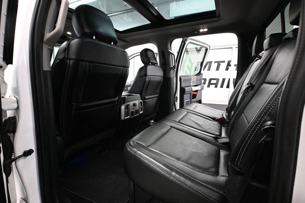 Used 2017 Ford F350 Lariat w/ Lariat Ultimate Package AWD/4WD image 31